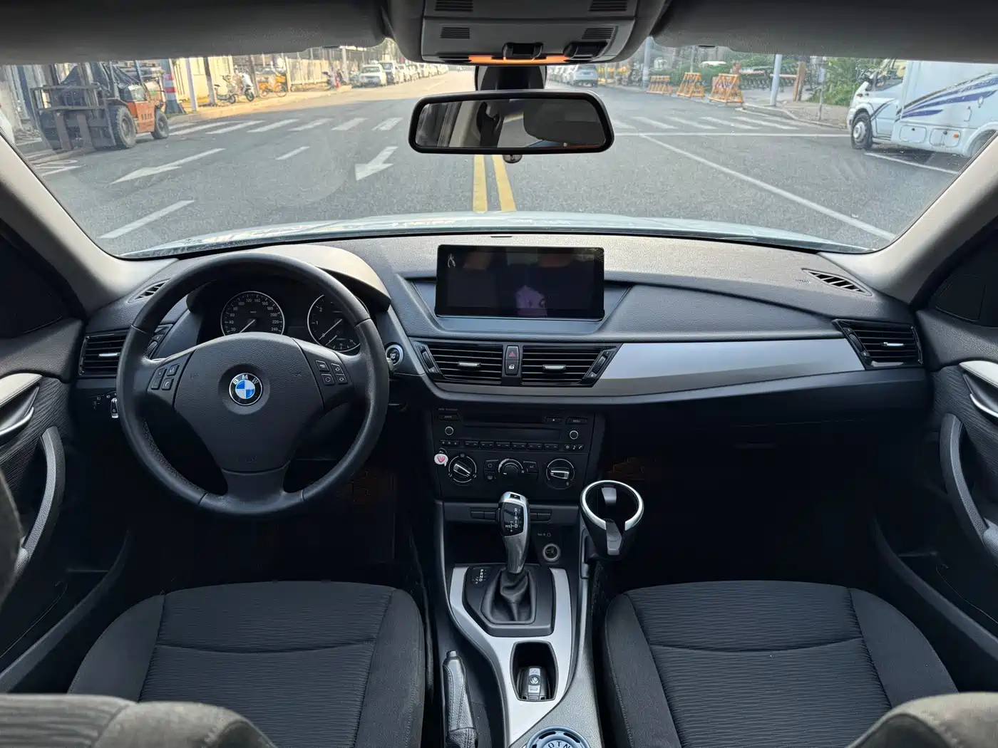 BMW X1 2013 sDrive18i Fashion фото 9