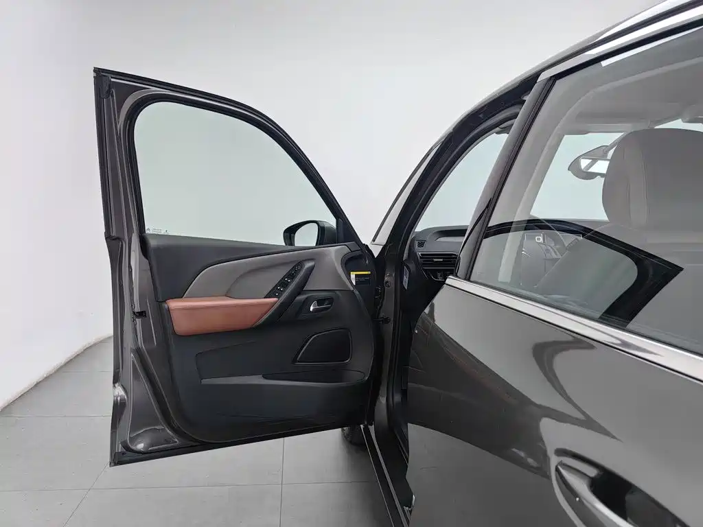 Фото 8 - Citroën C4 Picasso