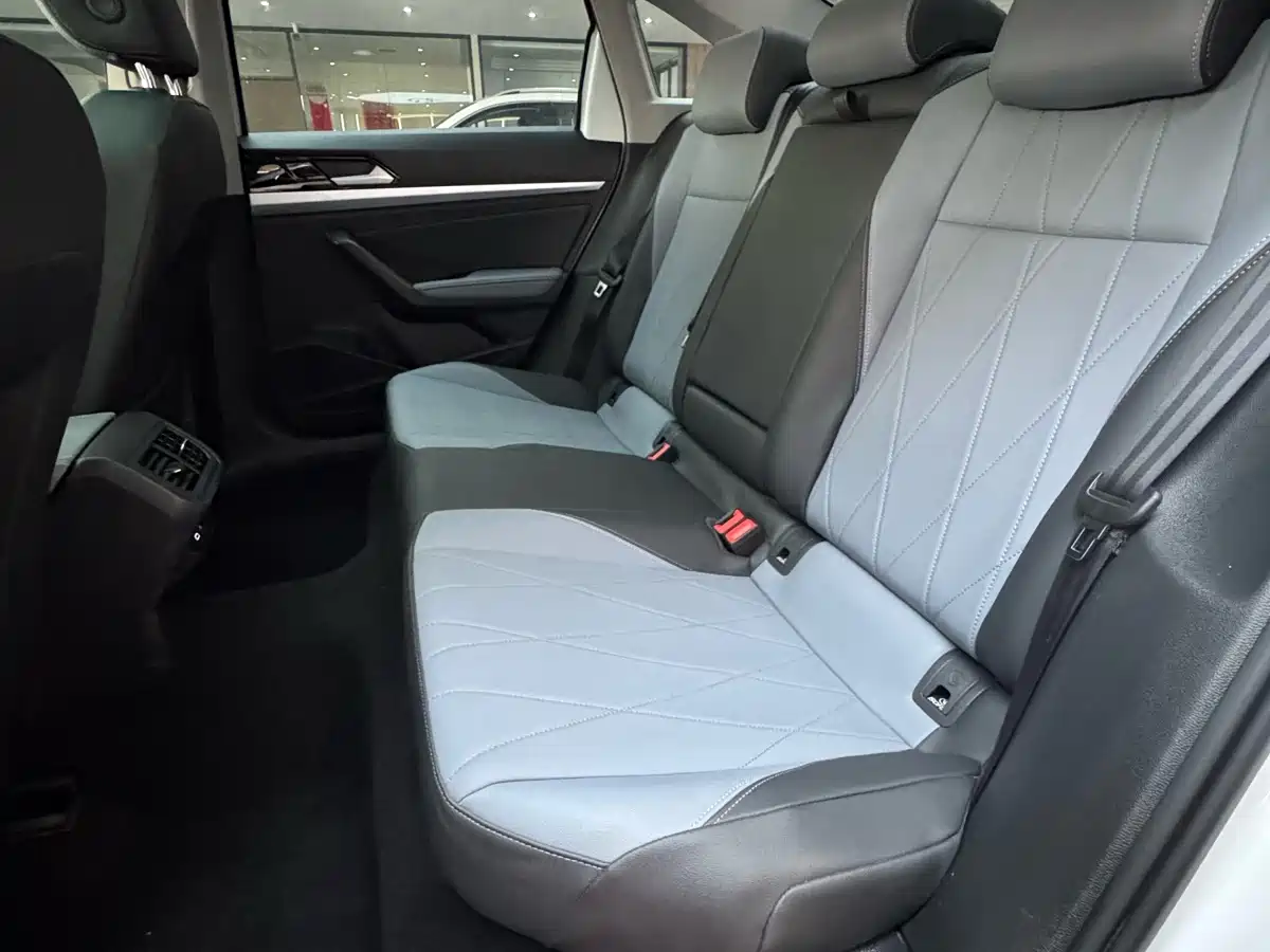Volkswagen Lavida 2024 Model 1.5L Automatic Starlight 5 Million Edition фото 15
