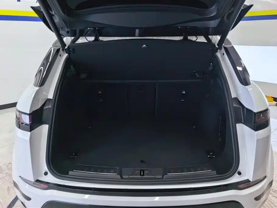 Land Rover Range Rover Evoque 2020 Model 249PS R-DYNAMIC S Gloss Black Sport Edition фото 4