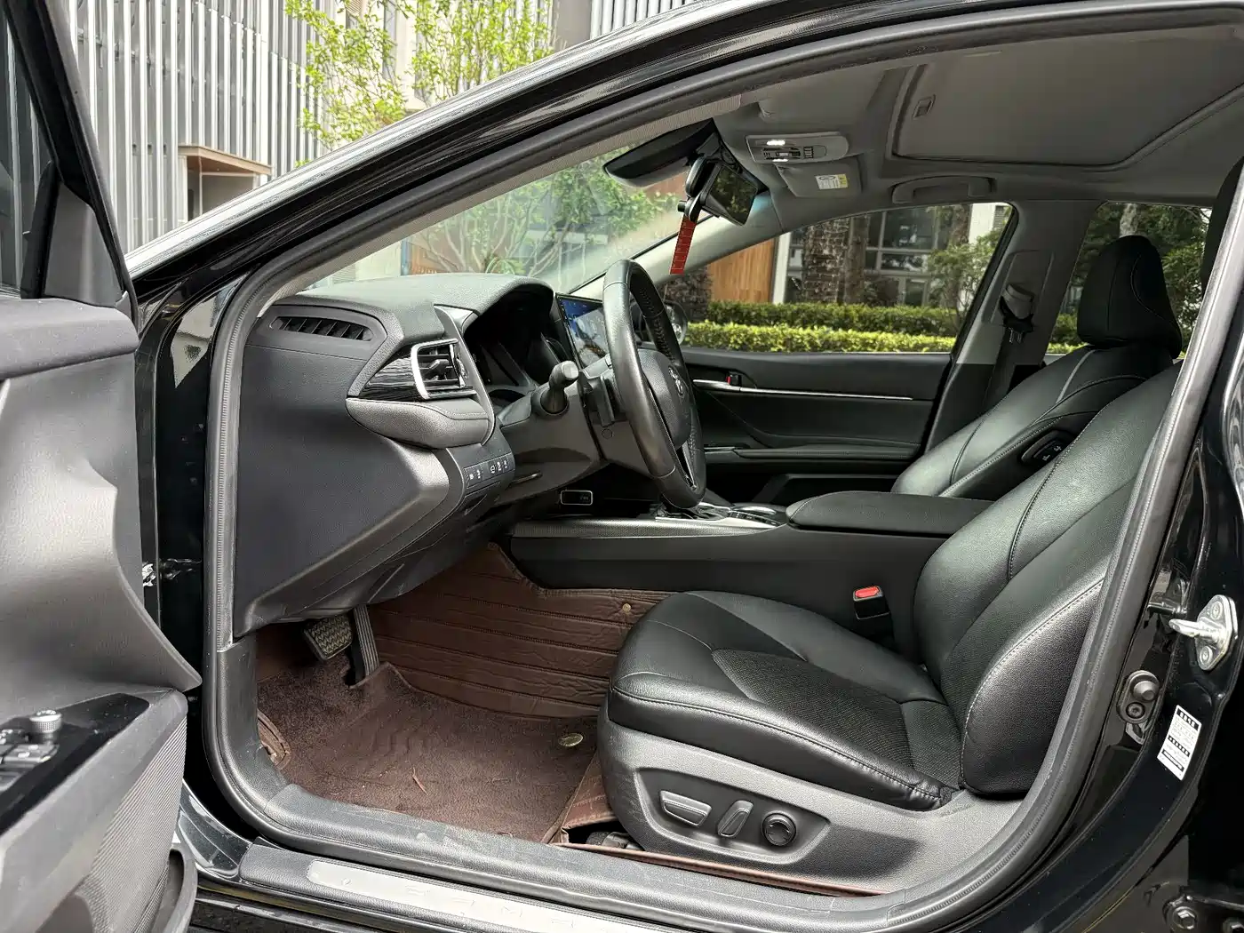 Toyota Camry 2021 2.5S Feng Shang Edition фото 4