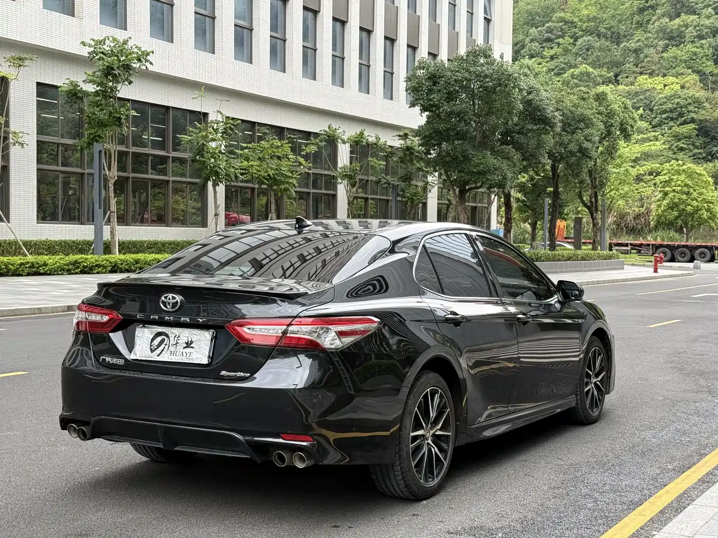 Toyota Camry 2021 2.5S Feng Shang Edition фото 8