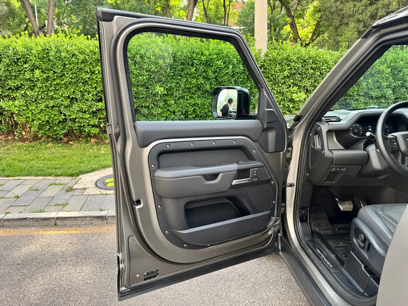 Land Rover Defender 2025 110 3.0T P400 X фото 7
