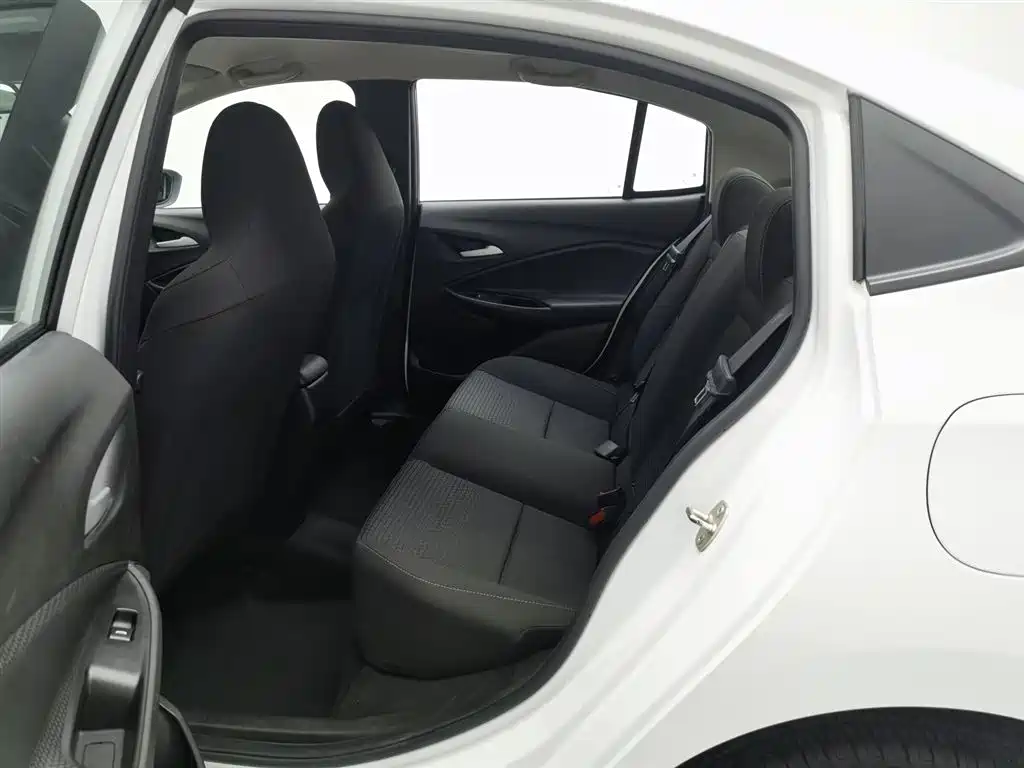 CHEVROLET KOVOZ