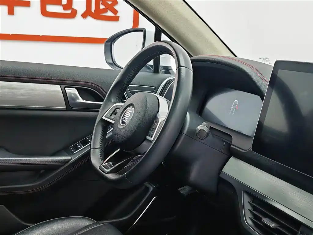 BYD Tang New Energy 2018 DM 2.0T AWD Smart Connection Enjoy Edition 7-Seater China V фото 22
