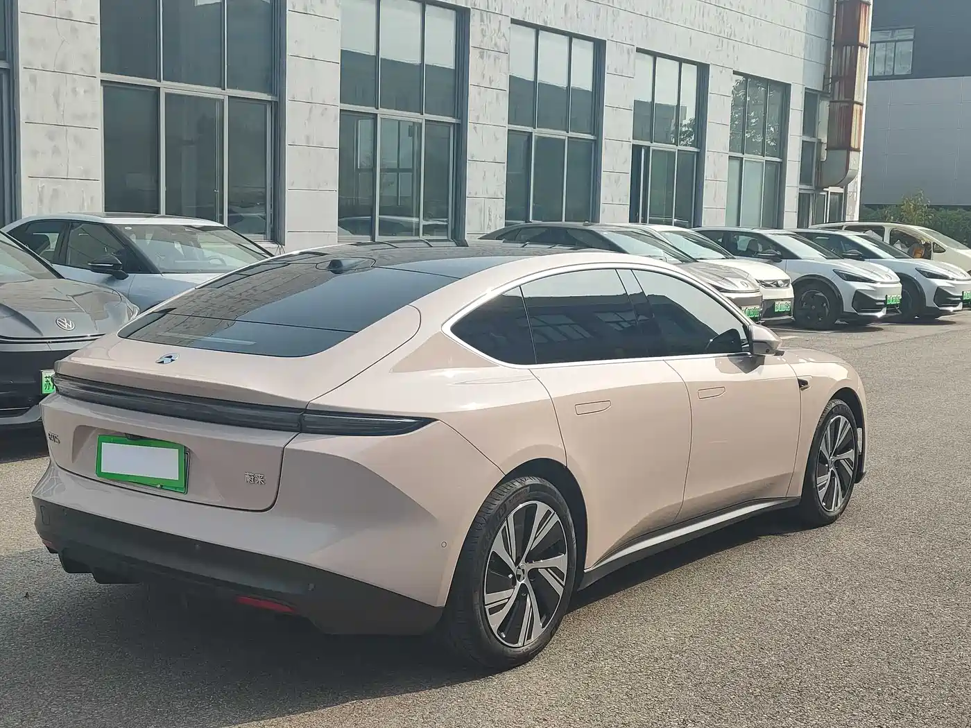 NIO NIO ET5