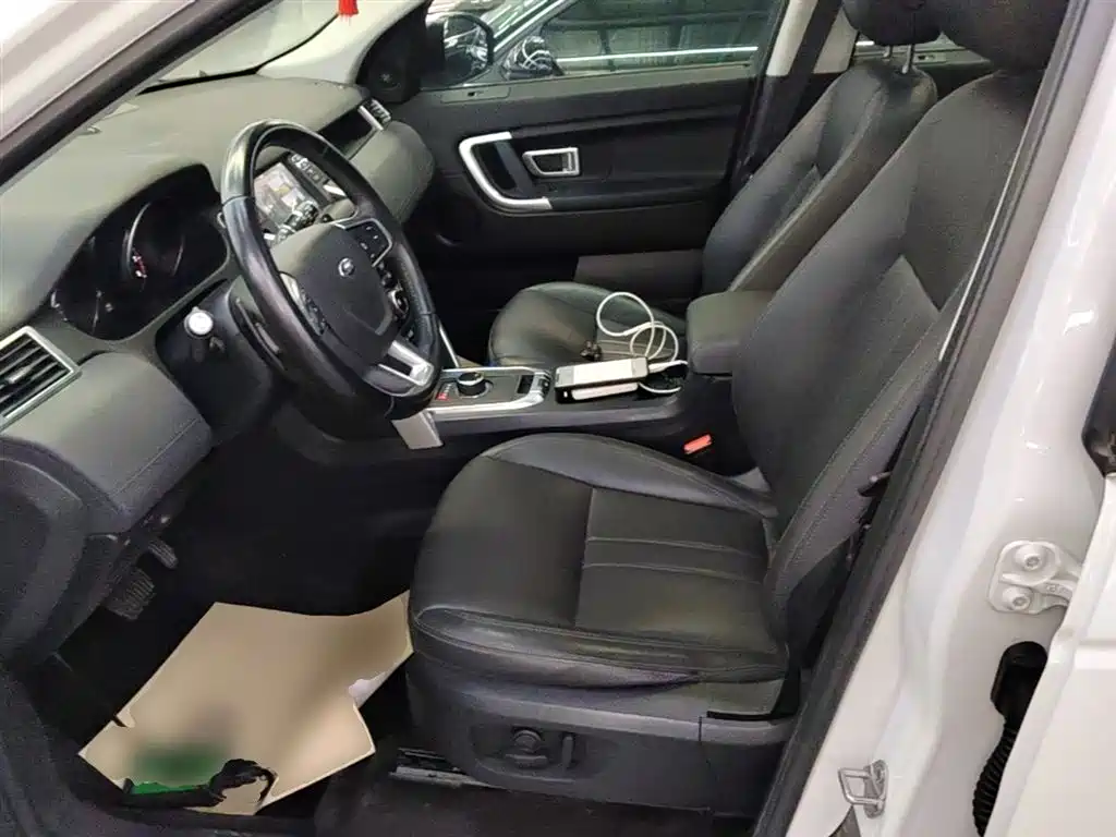 Land Rover Discovery Sport 2018 240PS SE Edition фото 15