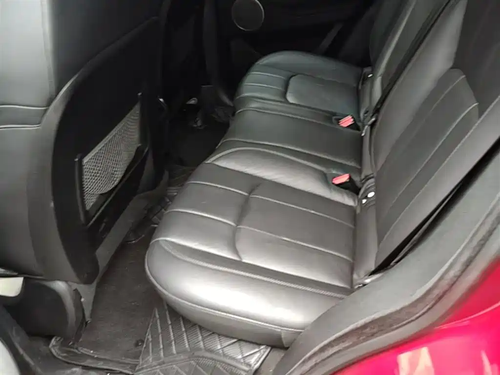 Land Rover Range Rover Evoque 2017 2.0T SE Smart Shine Edition фото 17
