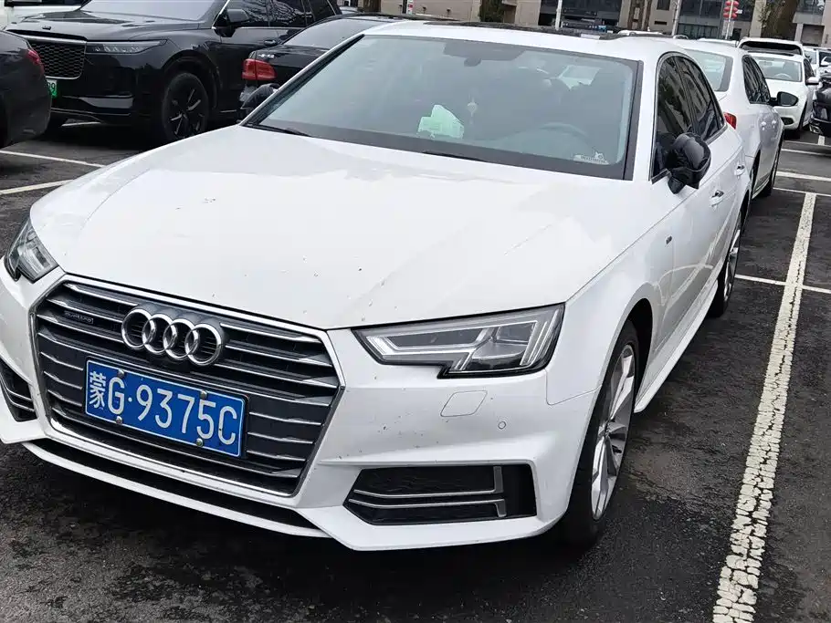 Audi A4L 2018 30th Anniversary 45 TFSI quattro Personality Sport