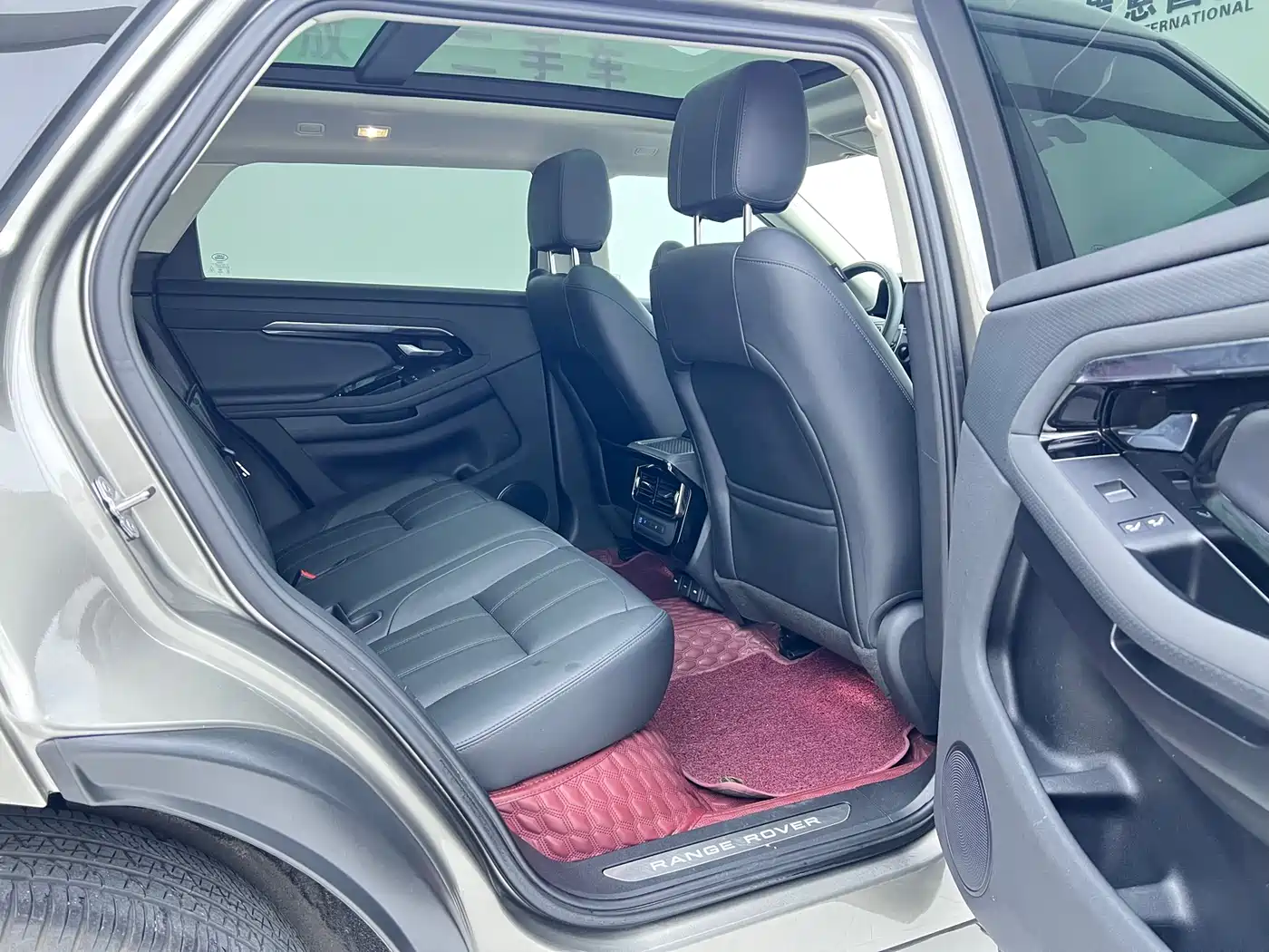 Land Rover Range Rover Evoque 2021 Range Rover Evoque L 249PS R-Dynamic S Performance Edition фото 10