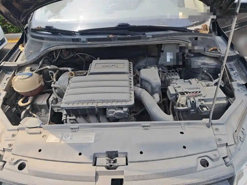 Volkswagen Santana 2016 1.4L Manual Trend Edition фото 11
