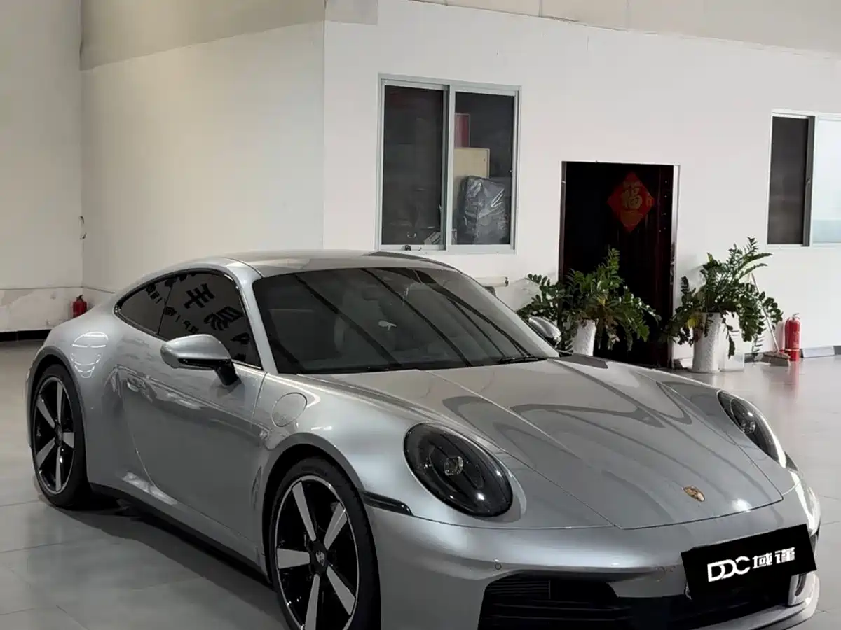 Porsche 911 2025 2025 Carrera 3.0T