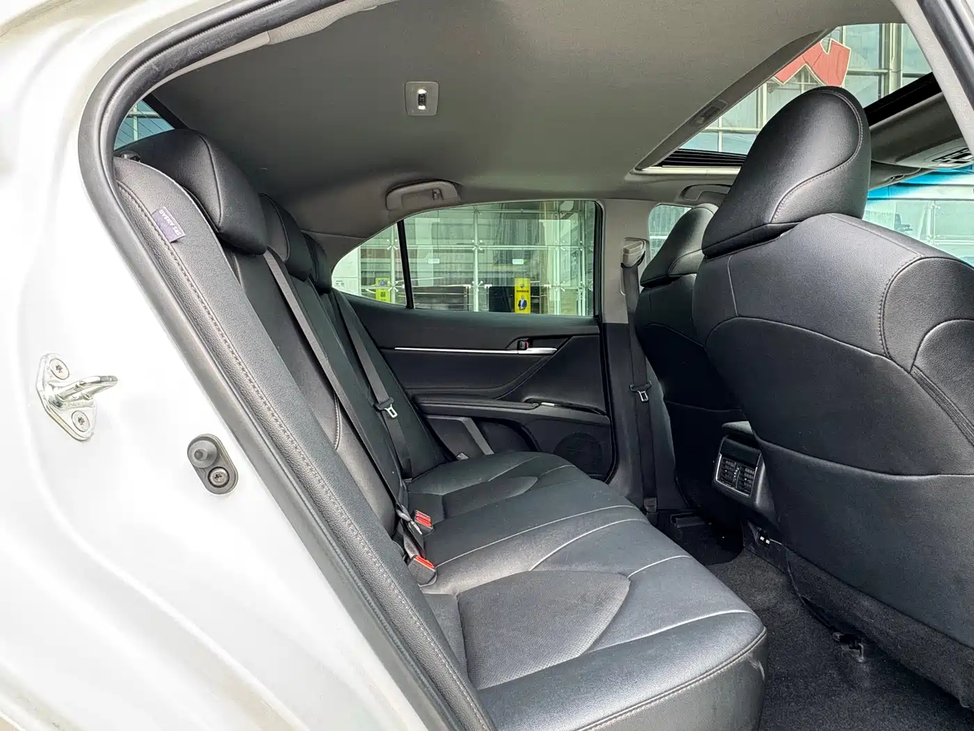 Toyota Camry 2021 2.0G Luxury Edition фото 15