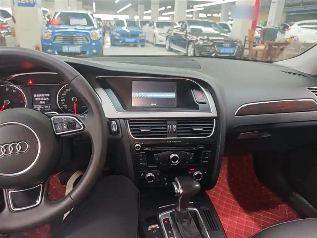 Audi A4L 2015 35 TFSI Auto Comfort фото 10