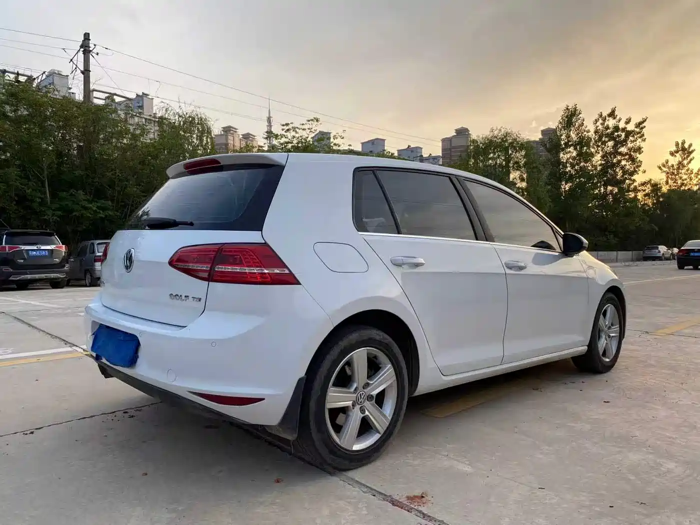 Volkswagen Golf 2016 230TSI Automatic Luxury фото 13