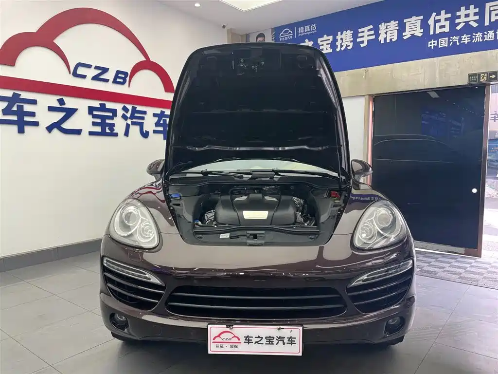 Porsche Cayenne 2011 Cayenne 3.0T фото 26