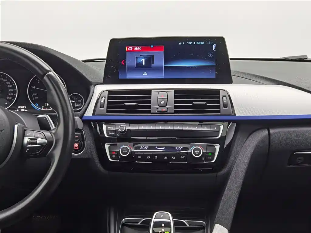 BMW 3 Series 2018 320i M Sport Package фото 12
