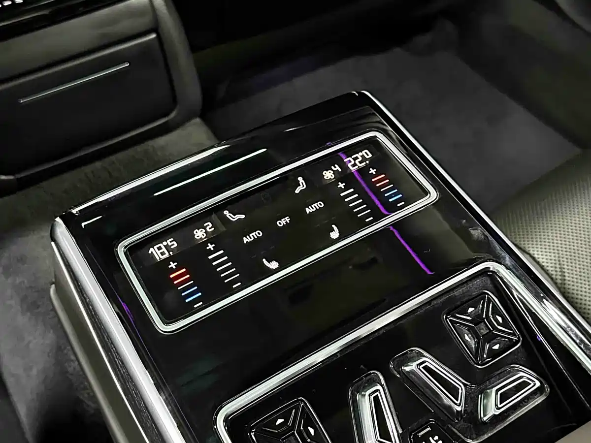 Audi A8 2021 A8L 50 TFSI quattro Comfort фото 8