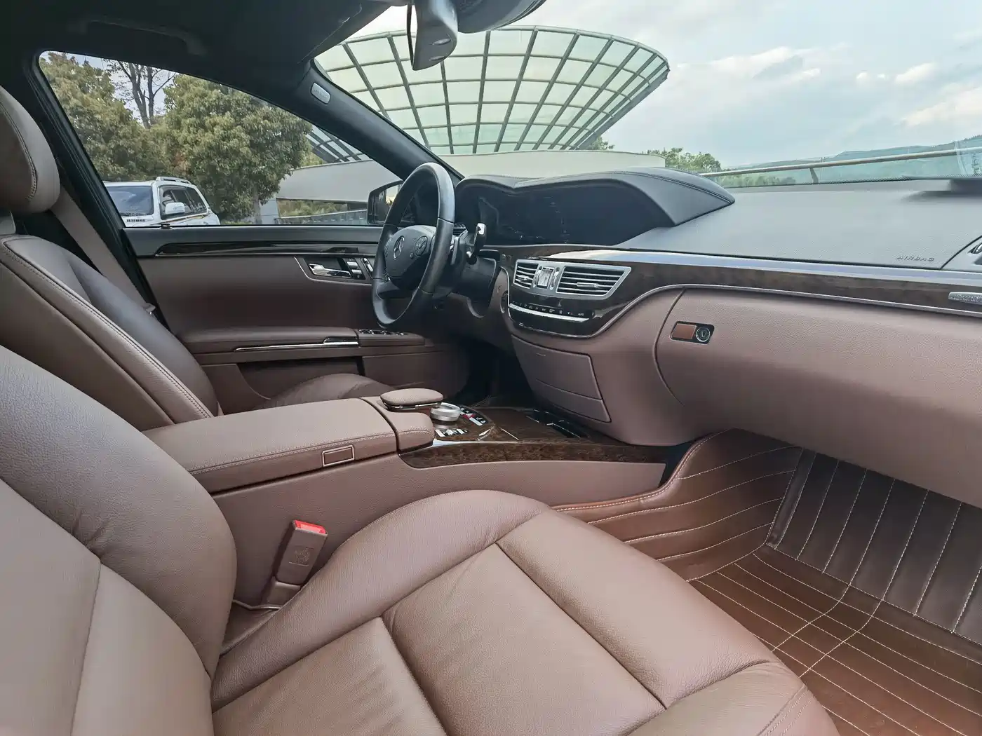 Mercedes-Benz S-Class 2012 S 300 L Premium Grand Edition фото 16
