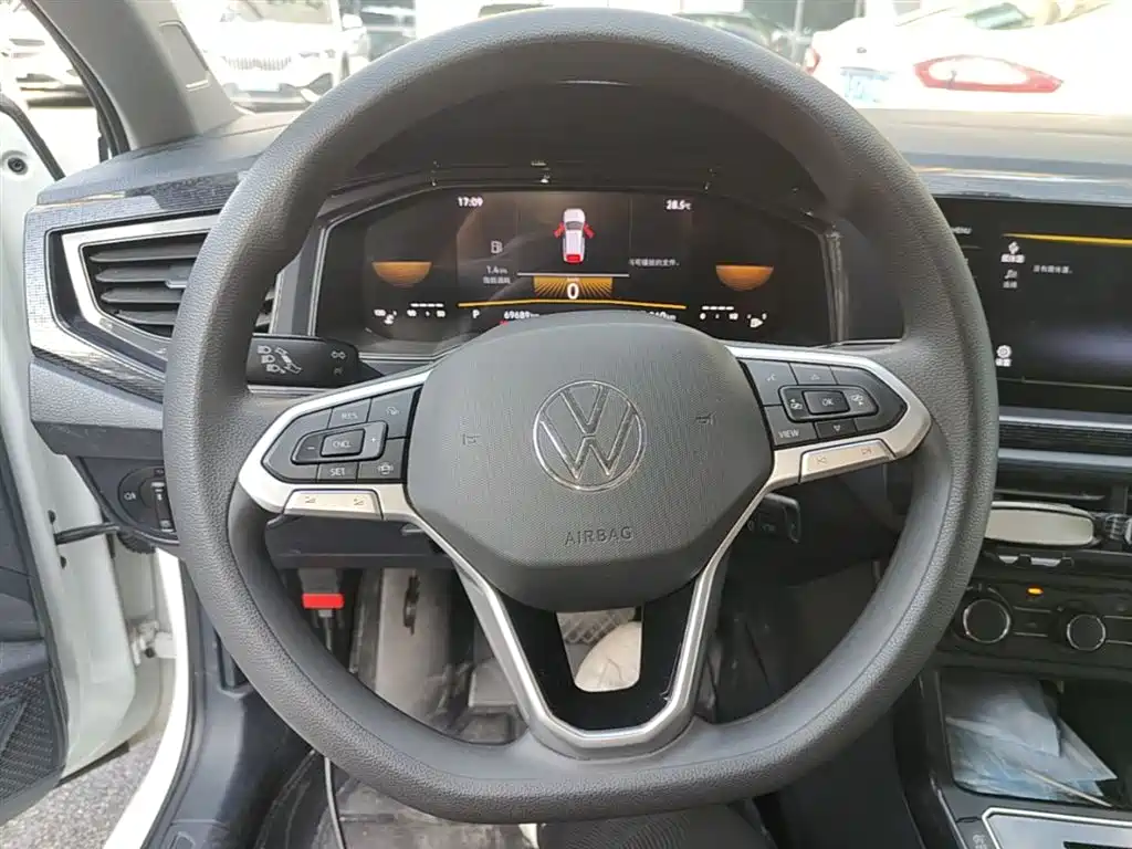 Volkswagen Lavida 2023 New Sharp 1.5L Auto Premium Edition фото 11