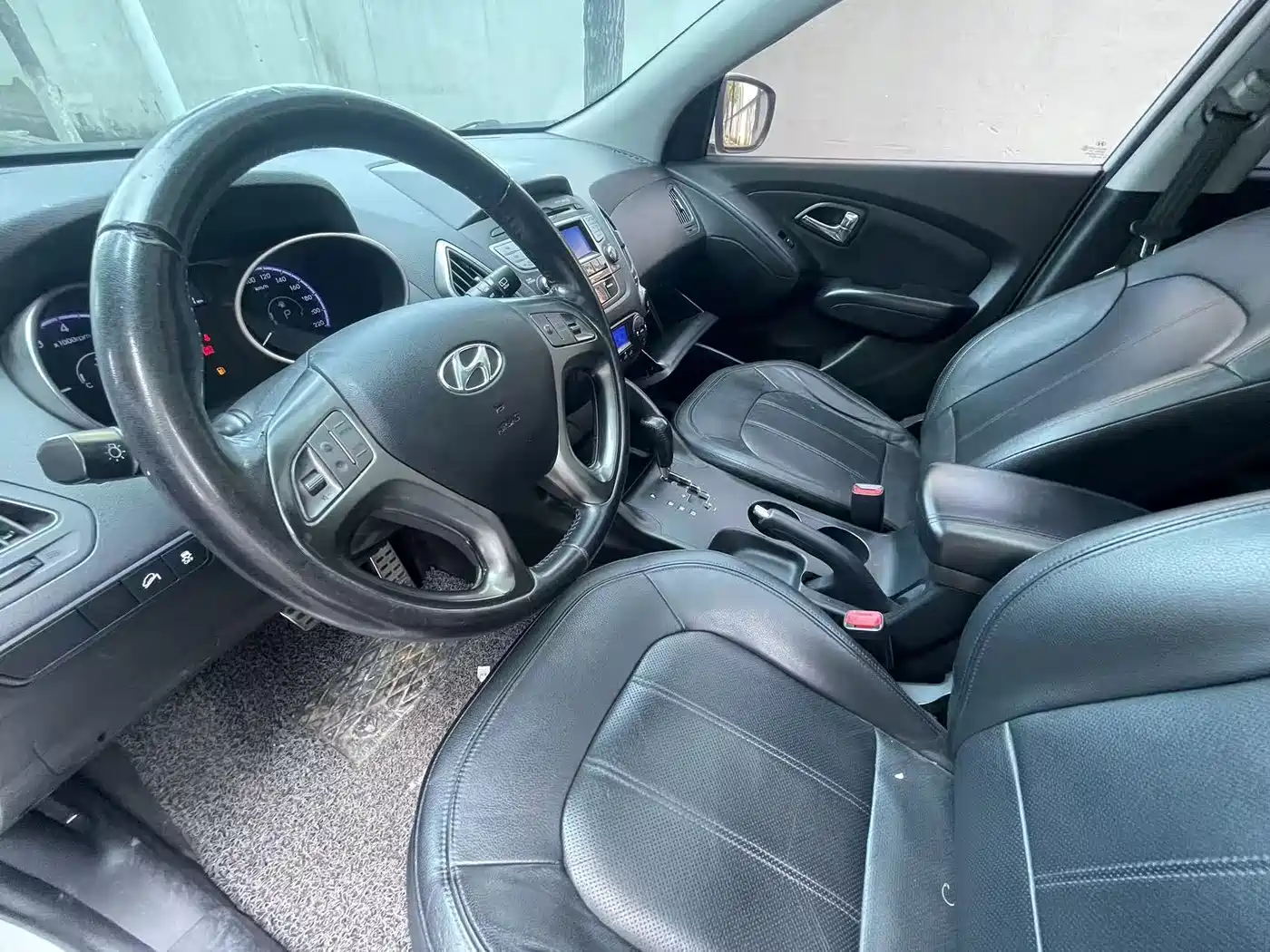 Hyundai Beijing Hyundai ix35 2012 2.4L Automatic 2WD GLS Premium фото 9
