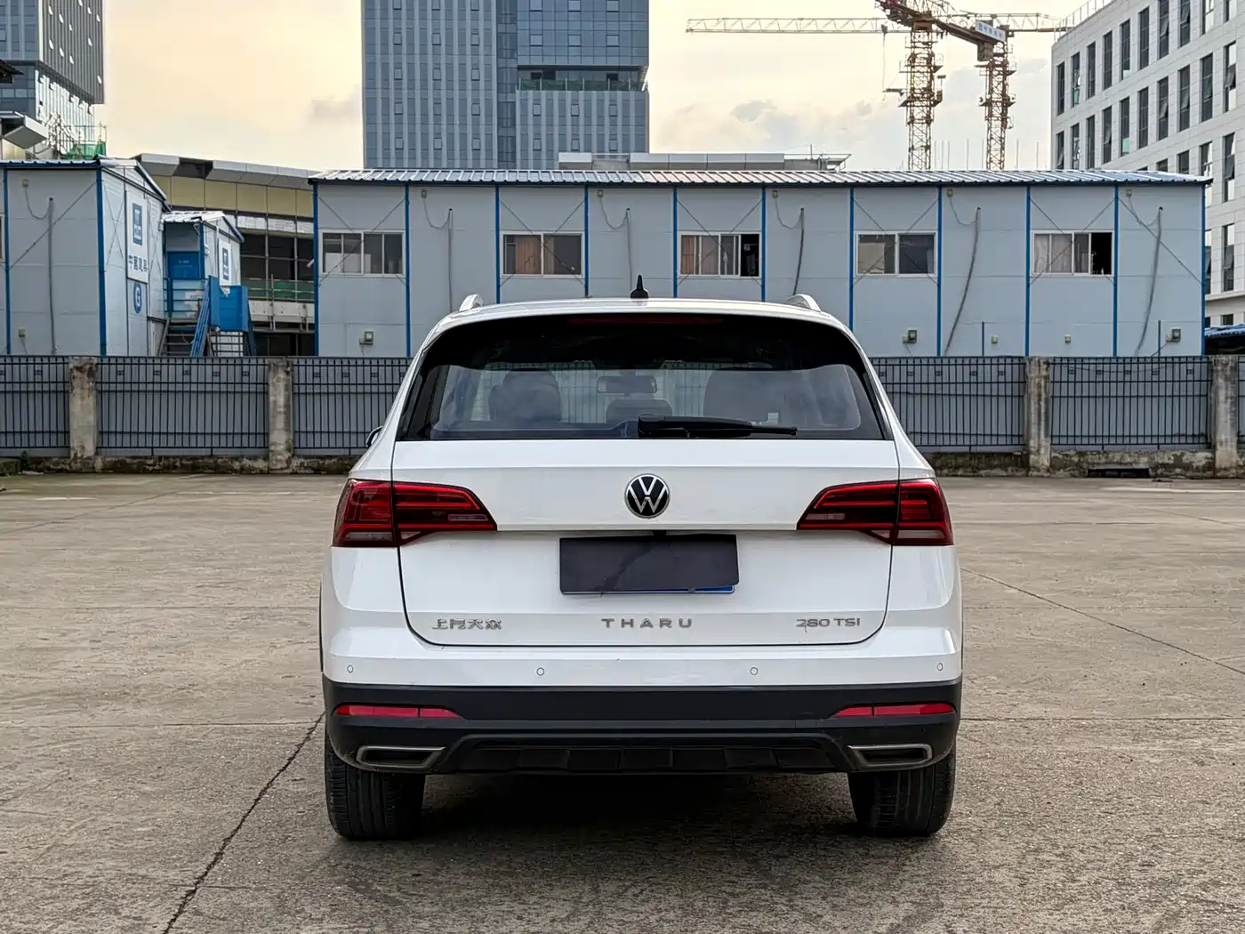 Volkswagen Tharu 2022 280TSI FWD Luxury Edition фото 5