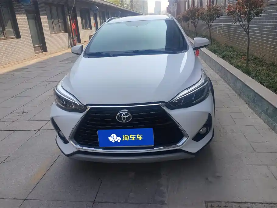 TOYOTA YARIS L ZHIXUAN