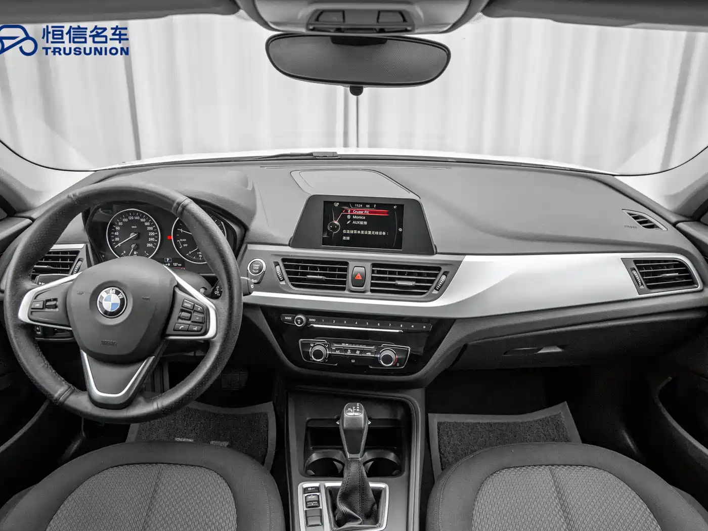 BMW 1 Series 2017 118i Fashion фото 12
