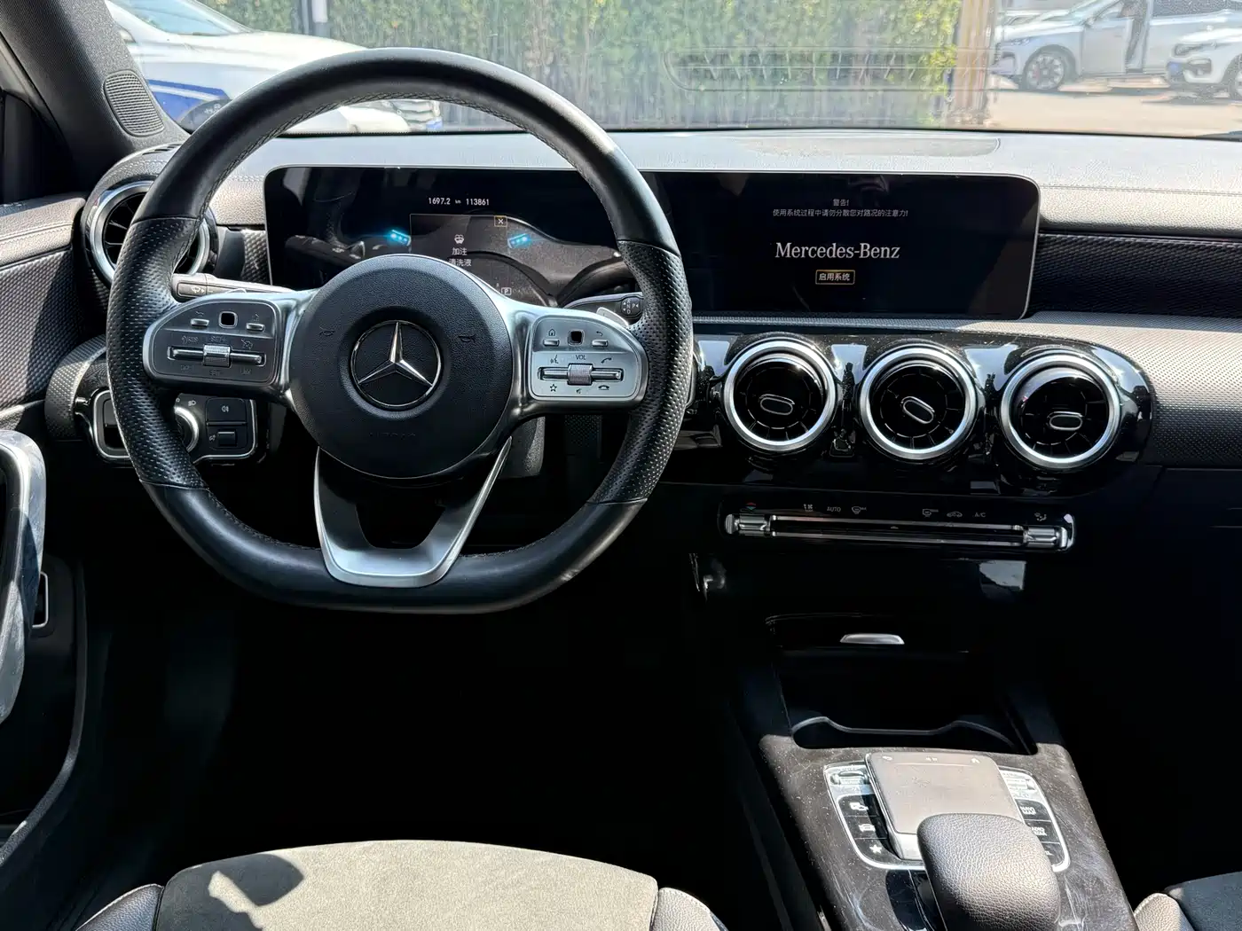 Mercedes-Benz A-Class 2019 A 200 L Sport Sedan фото 15
