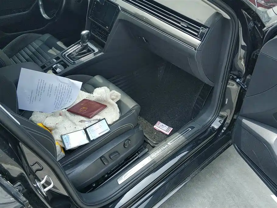 Volkswagen Magotan 2020 330TSI DSG Leading фото 8