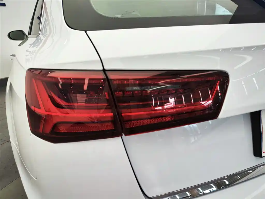 Audi A6 (Import) 2017 Avant 40 TFSI Sport фото 12