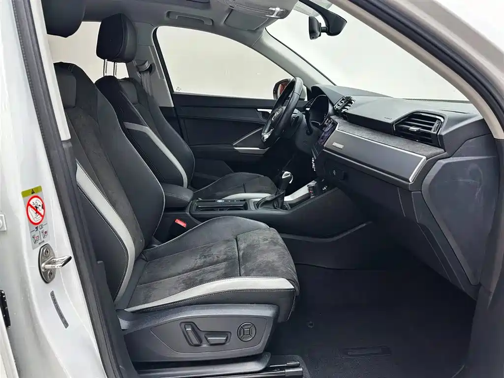 Audi Q3 2021 35 TFSI Fashion Sport фото 20