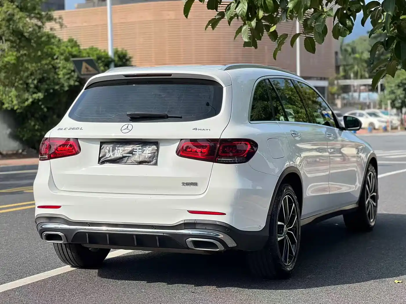 Mercedes-Benz GLC 2020 Facelift GLC 260 L 4MATIC Luxury фото 4