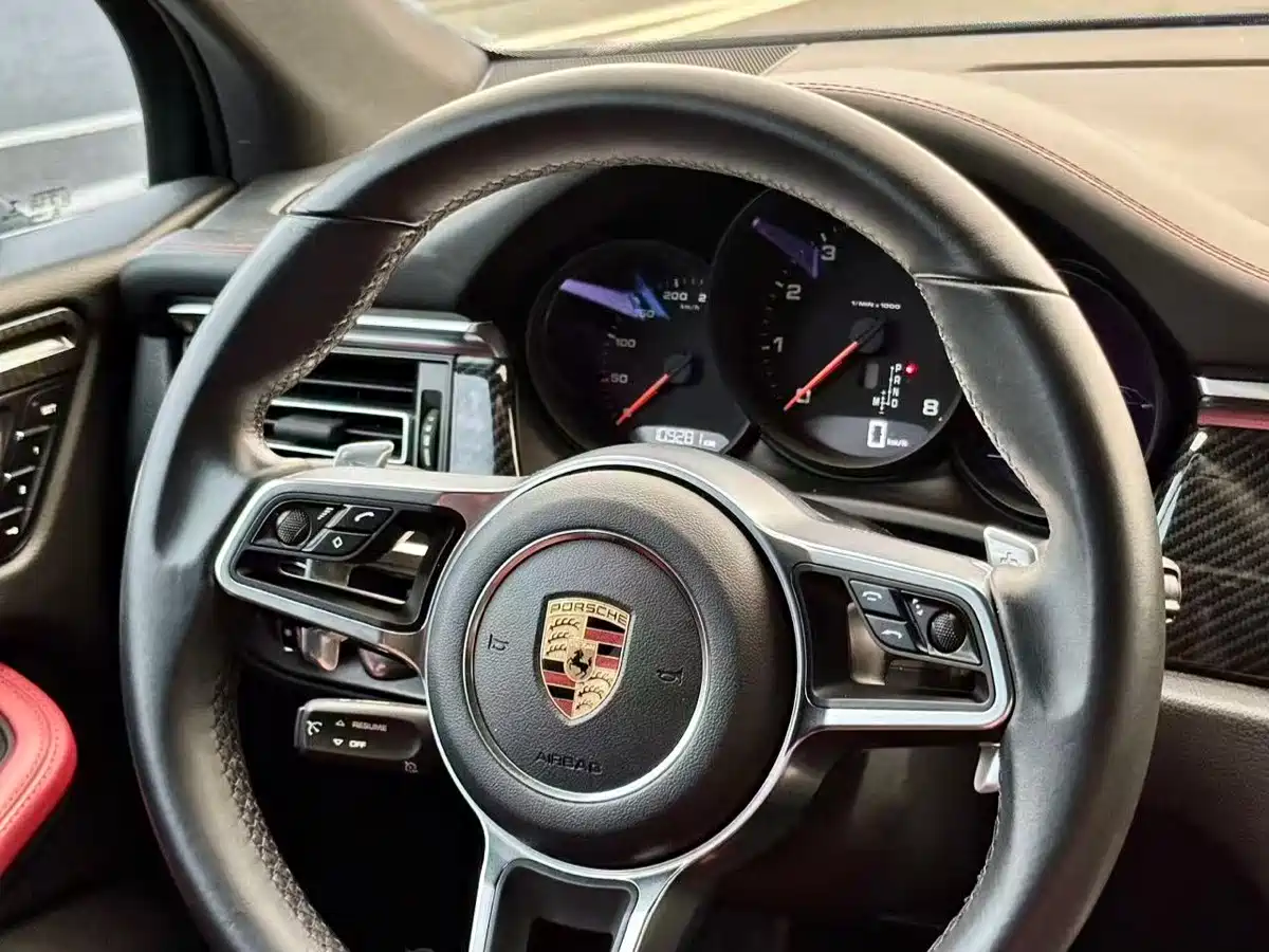 Porsche Macan 2018 Macan 2.0T фото 10