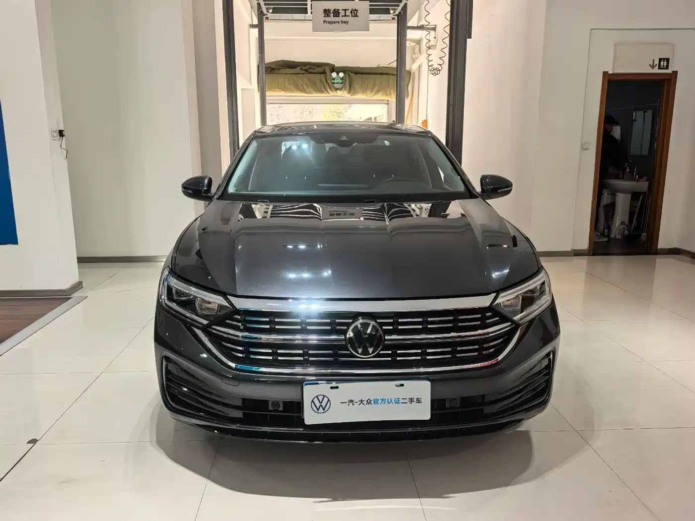 Volkswagen Sagitar 2023 300TSI DSG Surpassing Edition фото 2