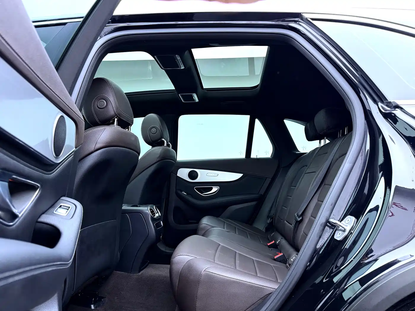 Mercedes-Benz GLC 2020 Facelift GLC 260 L 4MATIC Dynamic фото 18