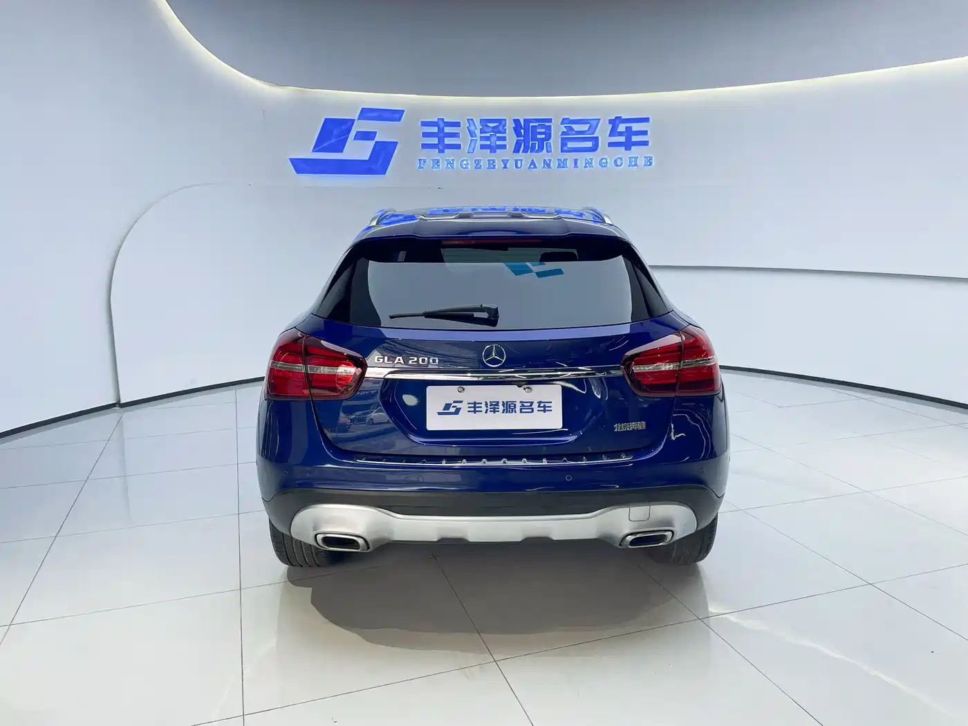 Mercedes-Benz GLA 2018 GLA 200 Fashion фото 5
