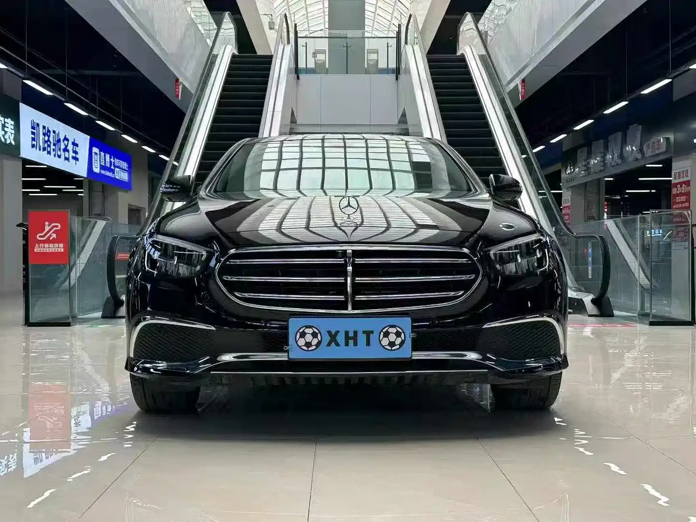 Mercedes-Benz E-Class 2023 E 300 L Fashion фото 3