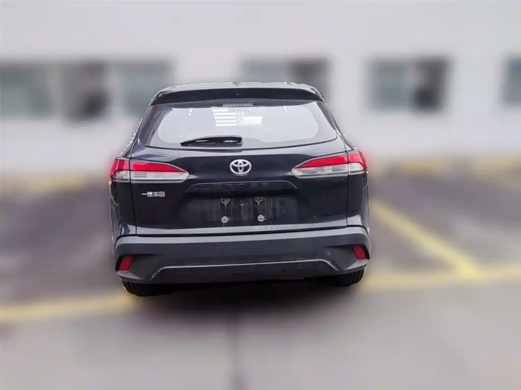 Toyota Corolla Cross 2023 2.0L Elite Edition фото 10