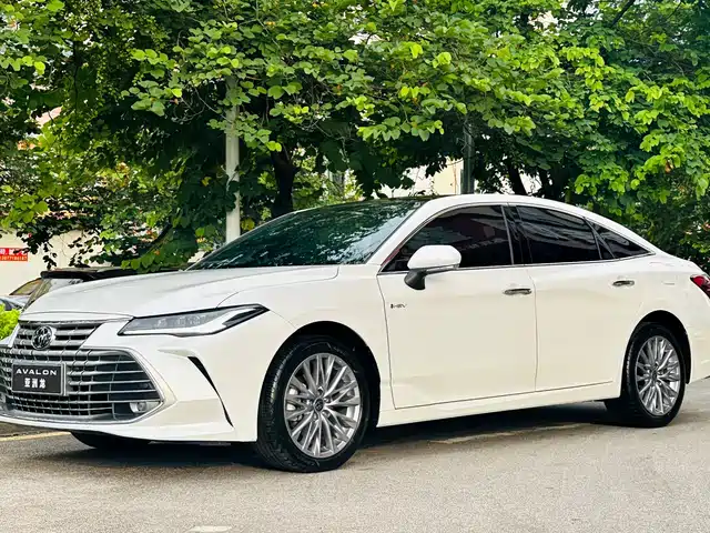 Toyota Avalon 2024 Hybrid 2.0L Luxury Edition