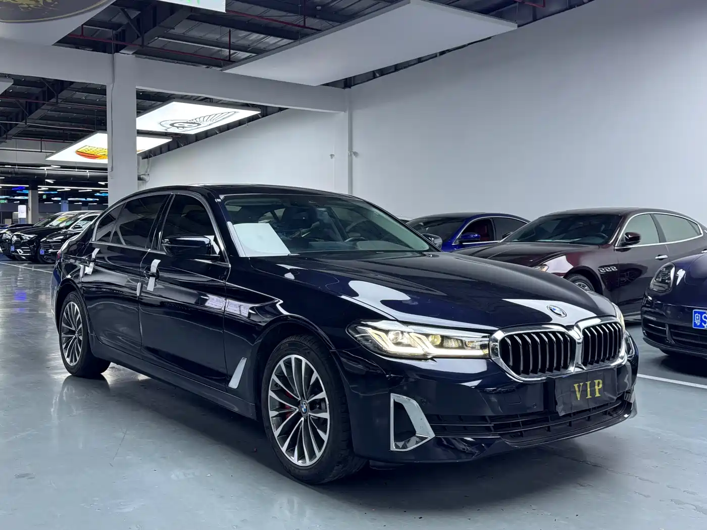 BMW 5 Series 2021 525Li Luxury Package фото 3