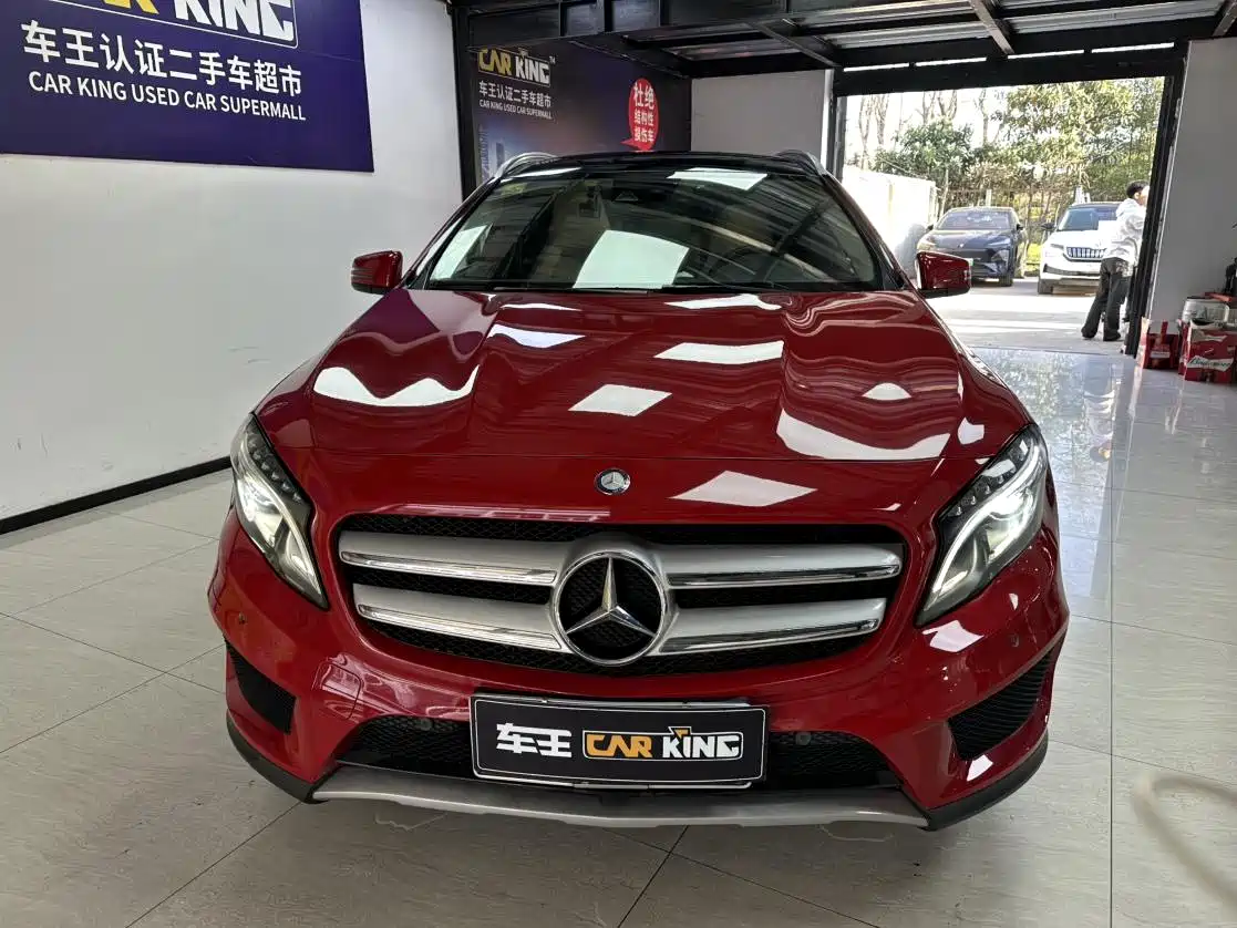 Mercedes-Benz GLA 2016 GLA 220 4MATIC Luxury фото 2