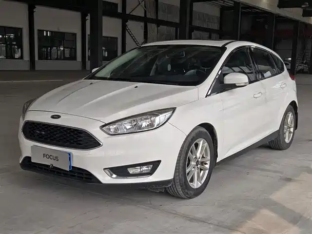 FORD FOX