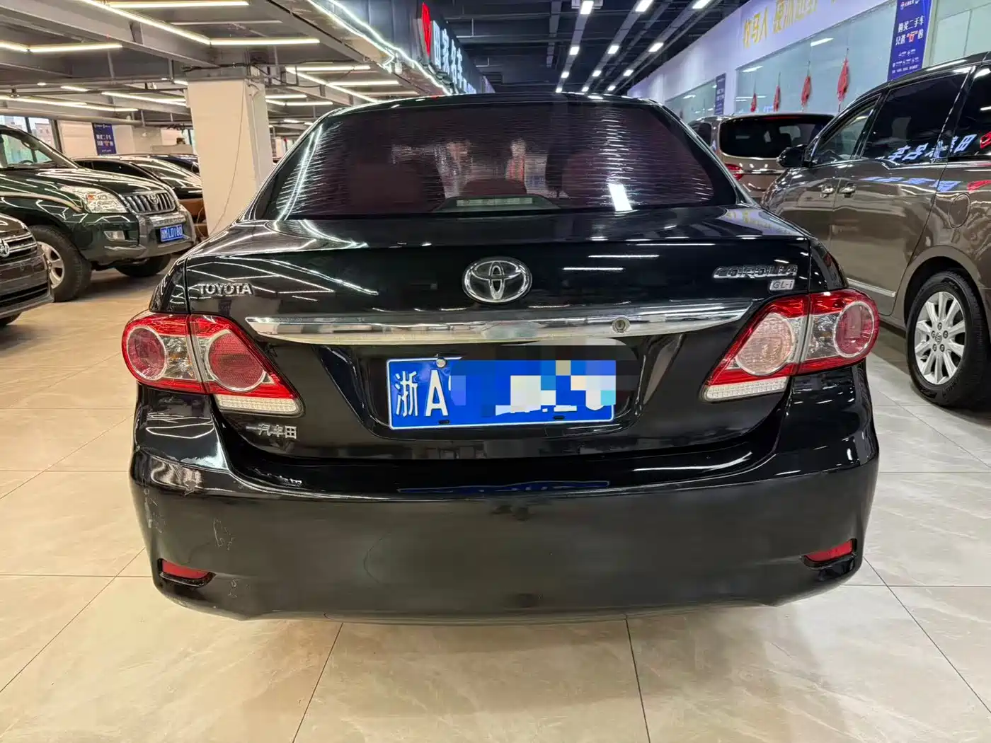 Toyota Corolla 2011 1.8L CVT GL-i фото 7