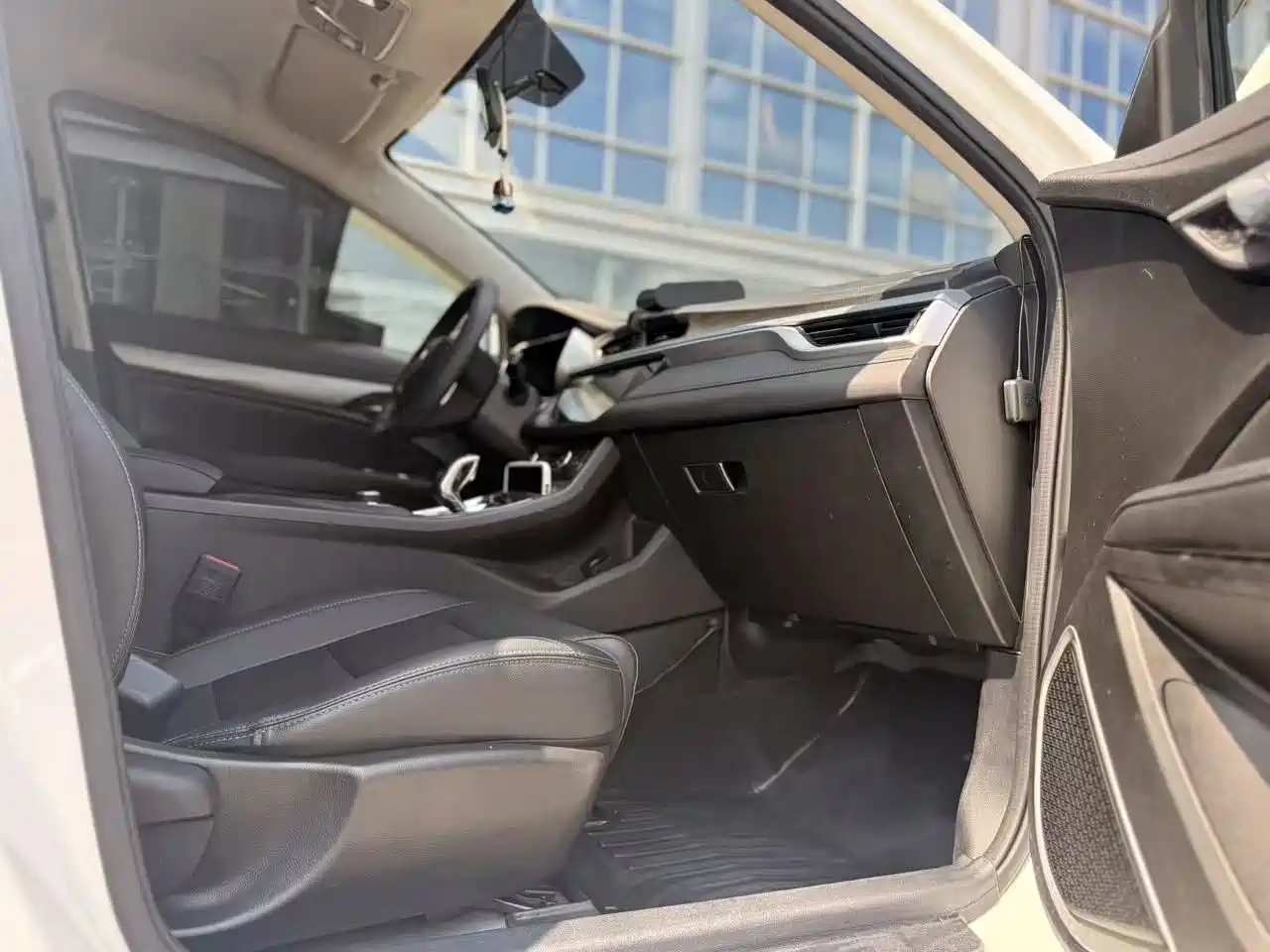GEELY AUTOMOBILE EMGRAND NEW ENERGY