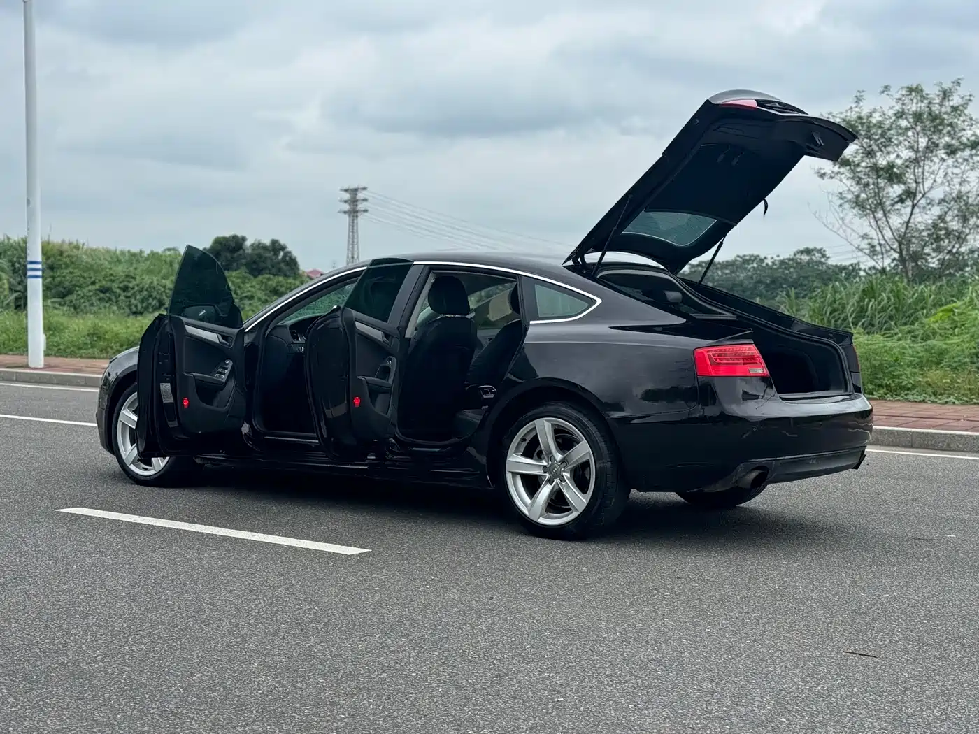 Audi A5 (Import) 2012 2.0TFSI Sportback фото 27