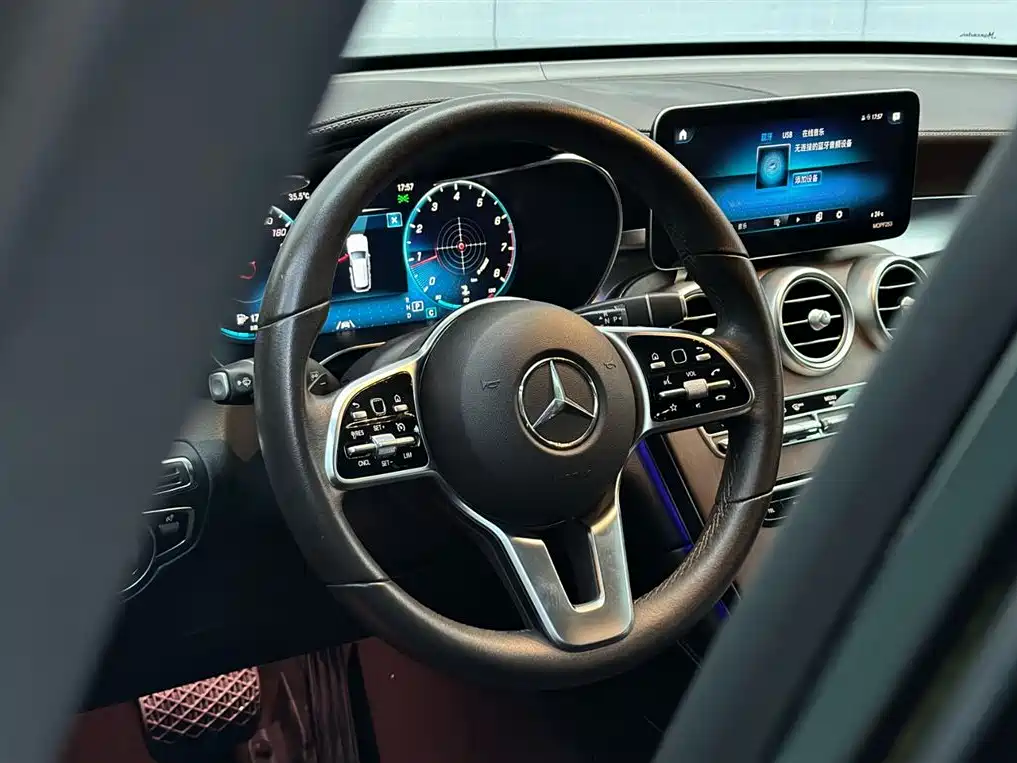Mercedes-Benz GLC 2021 GLC 300 L 4MATIC Sporty фото 20