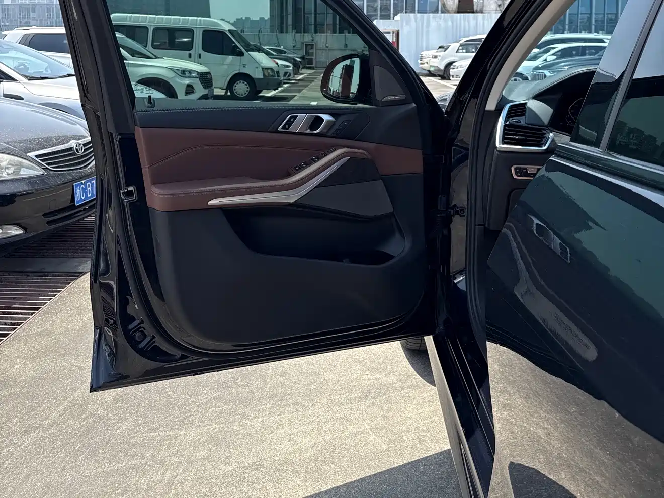 BMW X5 (Import) 2021 xDrive40i M Sport Package фото 8