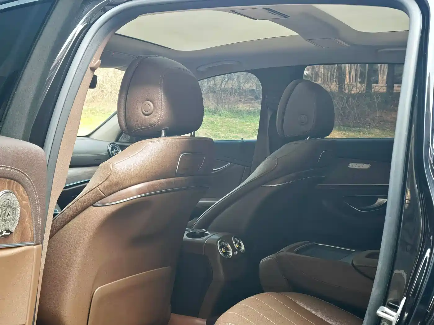 Mercedes-Benz E-Class 2019 E 200 L фото 9