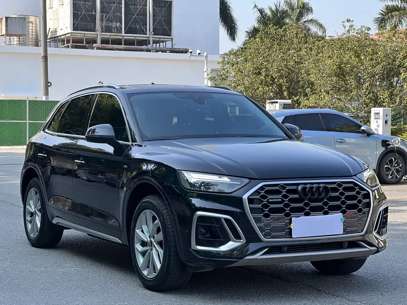 Audi Q5L 2022 40T Luxury Dynamic фото 3